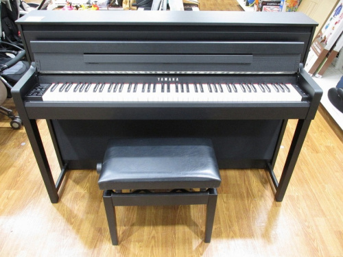 楽器のピアノ