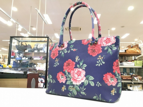 ブランド・ラグジュアリーのレディースファッション