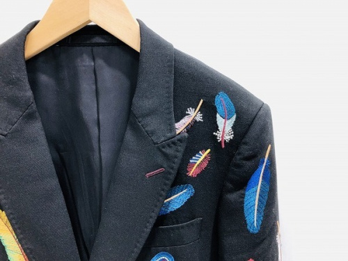 メンズファッションのフェザージャケット