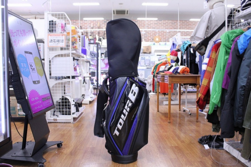 スポーツ用品のゴルフ