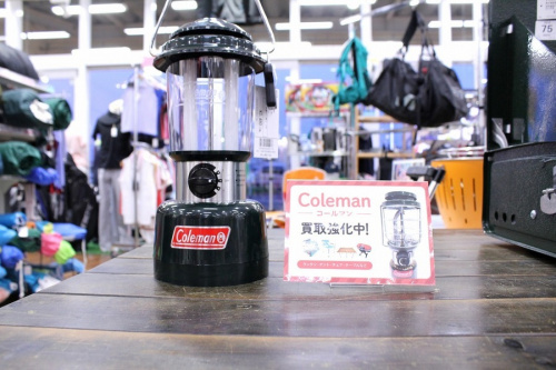 キャンプ用品のランタン