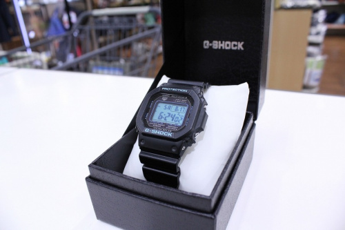 アウトドア用品の腕時計