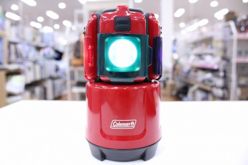 アウトドア用品のランタン