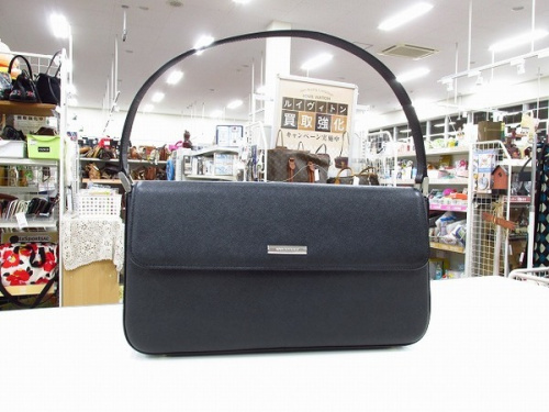 ブランド・ラグジュアリーのレザー