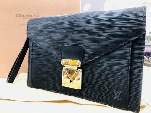 LOUIS VUITTONのエピ