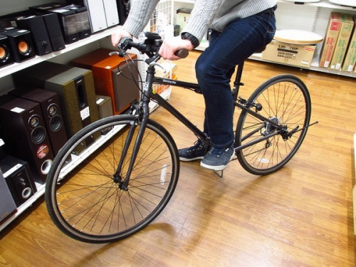スポーツ用品の自転車
