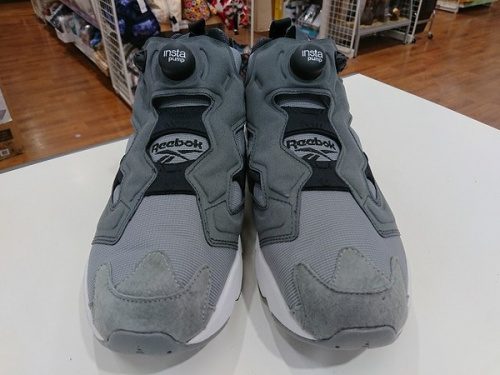 スニーカーの千葉