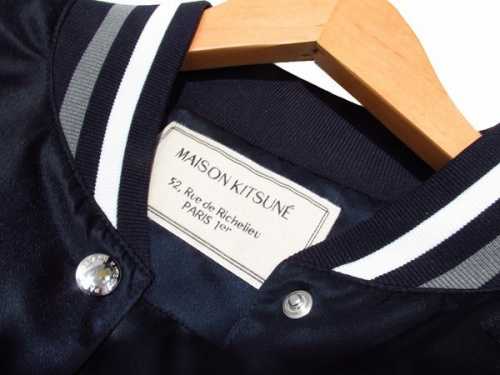 メゾン キツネのMAISON KITSUNE