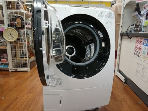生活家電の洗濯乾燥機