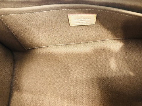 ルイヴィトンのM40009