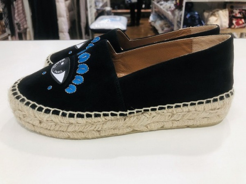 靴のKENZO