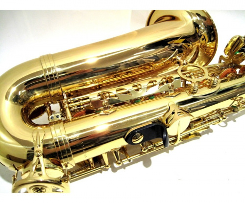 サックスの金管