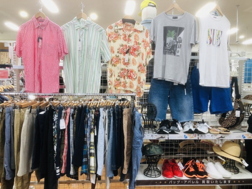 メンズファッションのシャツ