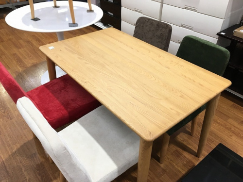 家具のダイニングセット