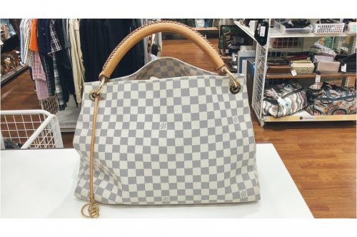 LOUIS VUITTONのヴィトン買取