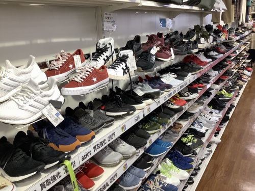 メンズのシューズ