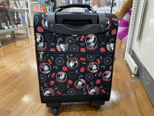 バッグのキャリーバッグ