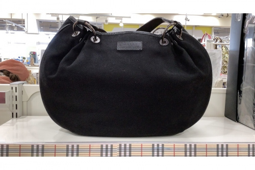 BURBERRYのバッグ