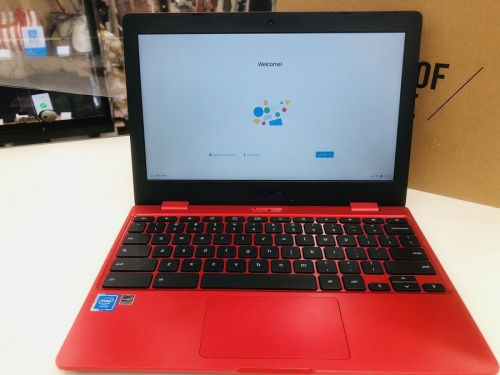 デジタル家電のノートパソコン