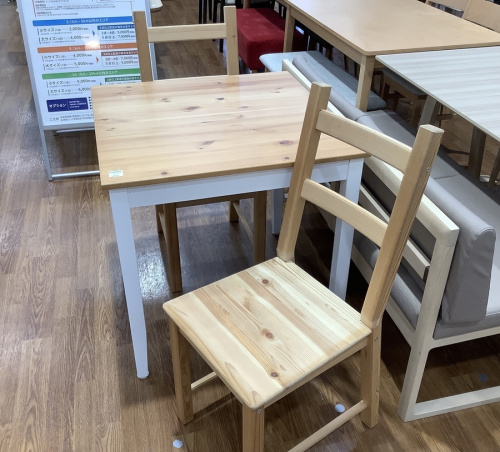 テーブルのダイニング3点セット