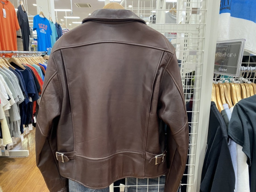 ジャケットのシングルレザージャケット
