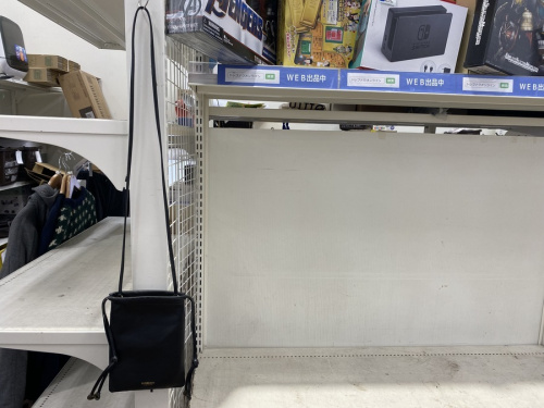 バッグのレザーショルダーポシェット