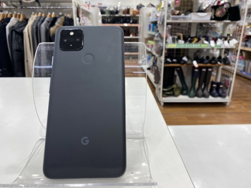 スマートフォンのPixel 4a 5G