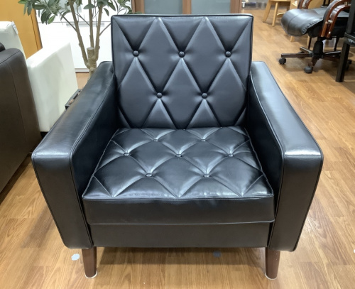 カリモク60の千葉