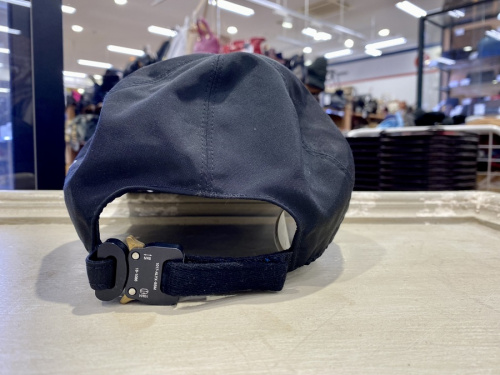 ナイロンキャップの1017 ALYX 9SM