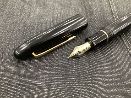 万年筆のセーラー