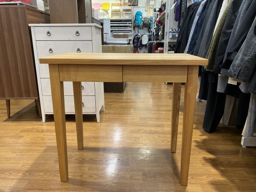 生活家具のデスク