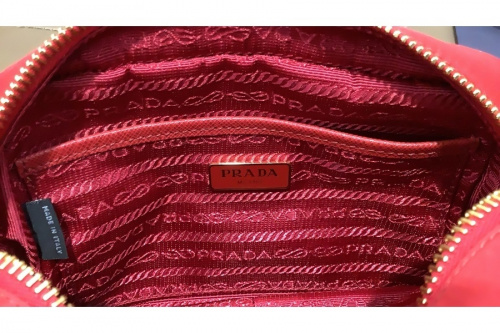 ショルダーバッグの千葉