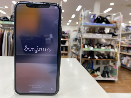 モバイル機器のスマートフォン