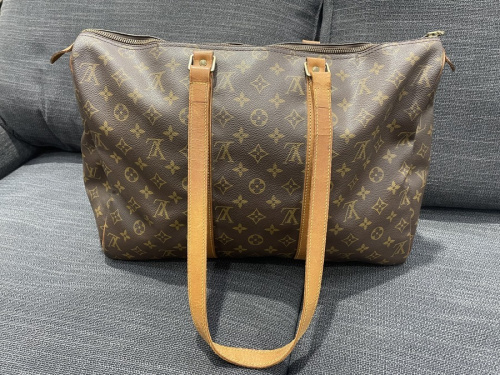 LOUIS VUITTONのルイヴィトン