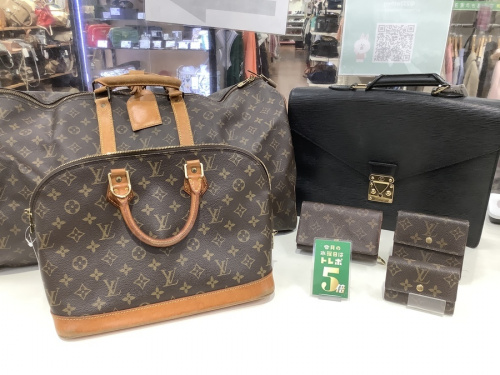 ブランド・ラグジュアリーのLOUIS VUITTON