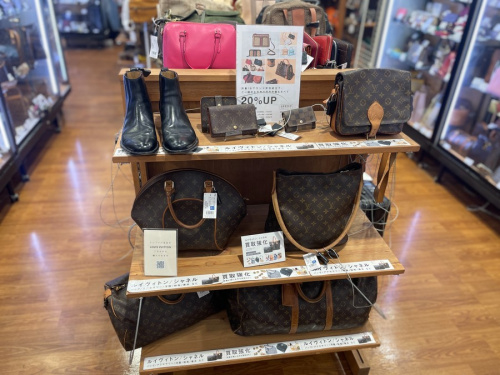 ブランド・ラグジュアリーのLOUIS VUITTON