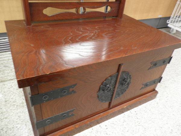 昭和レトロ家具 鏡台 ドレッサー を買取入荷しました!福島県 昭和レトロ家具 鏡台 ドレッサー を買取入荷しました!福島県