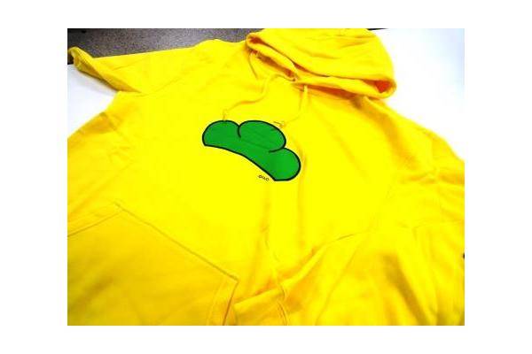 おそ松さんの公式松パーカー（十四松）を買取入荷しました