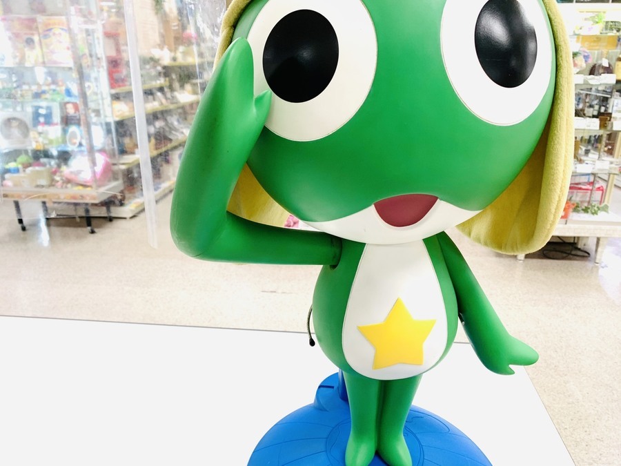 d*h様 ケロロ軍曹 等身大フィギュア！！ 約60cm ケロロ軍曹 等身大 フィギュア(箱付き) - メルカリ