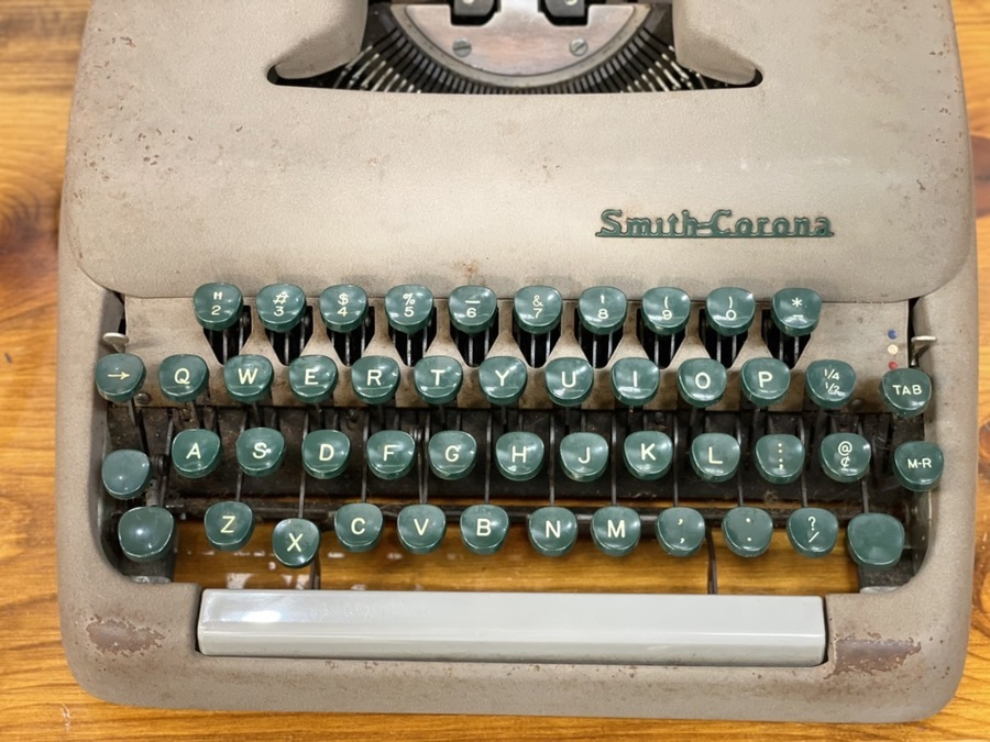 smith corona sterling】アンティークタイプライターを買取入荷致し