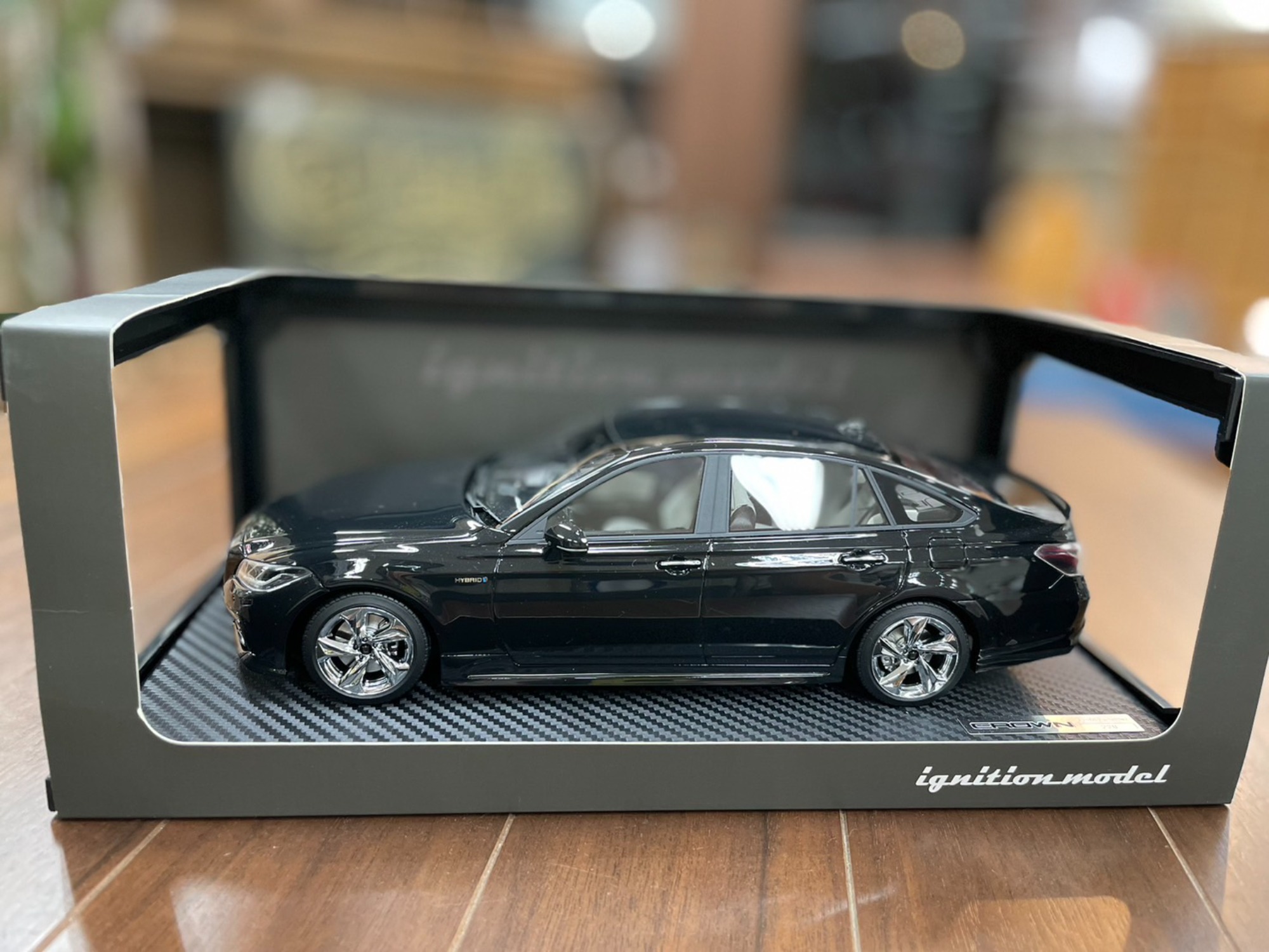 ignition model/イグニッションモデル】1/18 トヨタ クラウンを買取