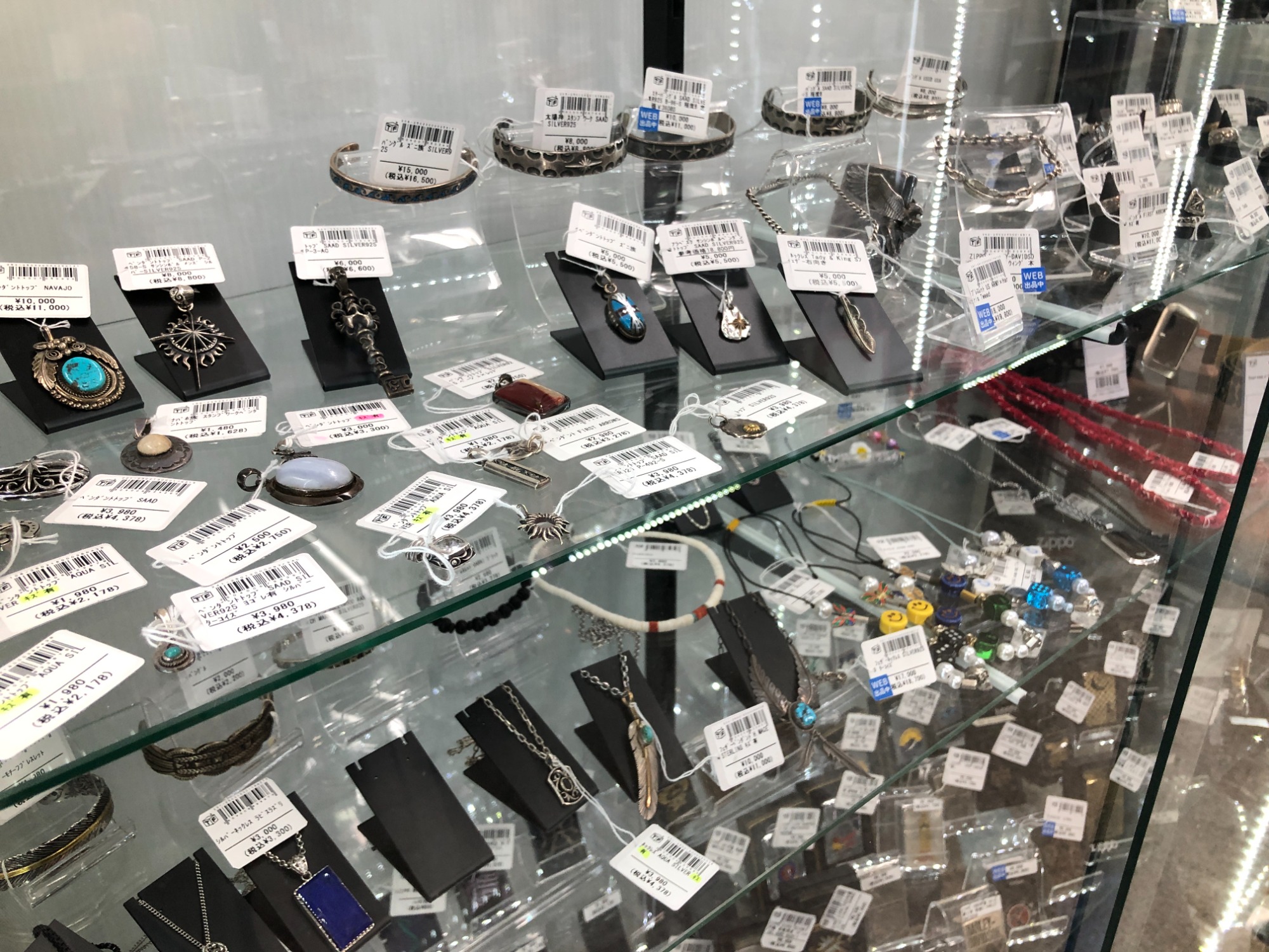 アクセサリー買取強化中!アクセサリーの買取・購入はトレファクへ アクセサリー買取強化中!アクセサリーの買取・購入はトレファクへ
