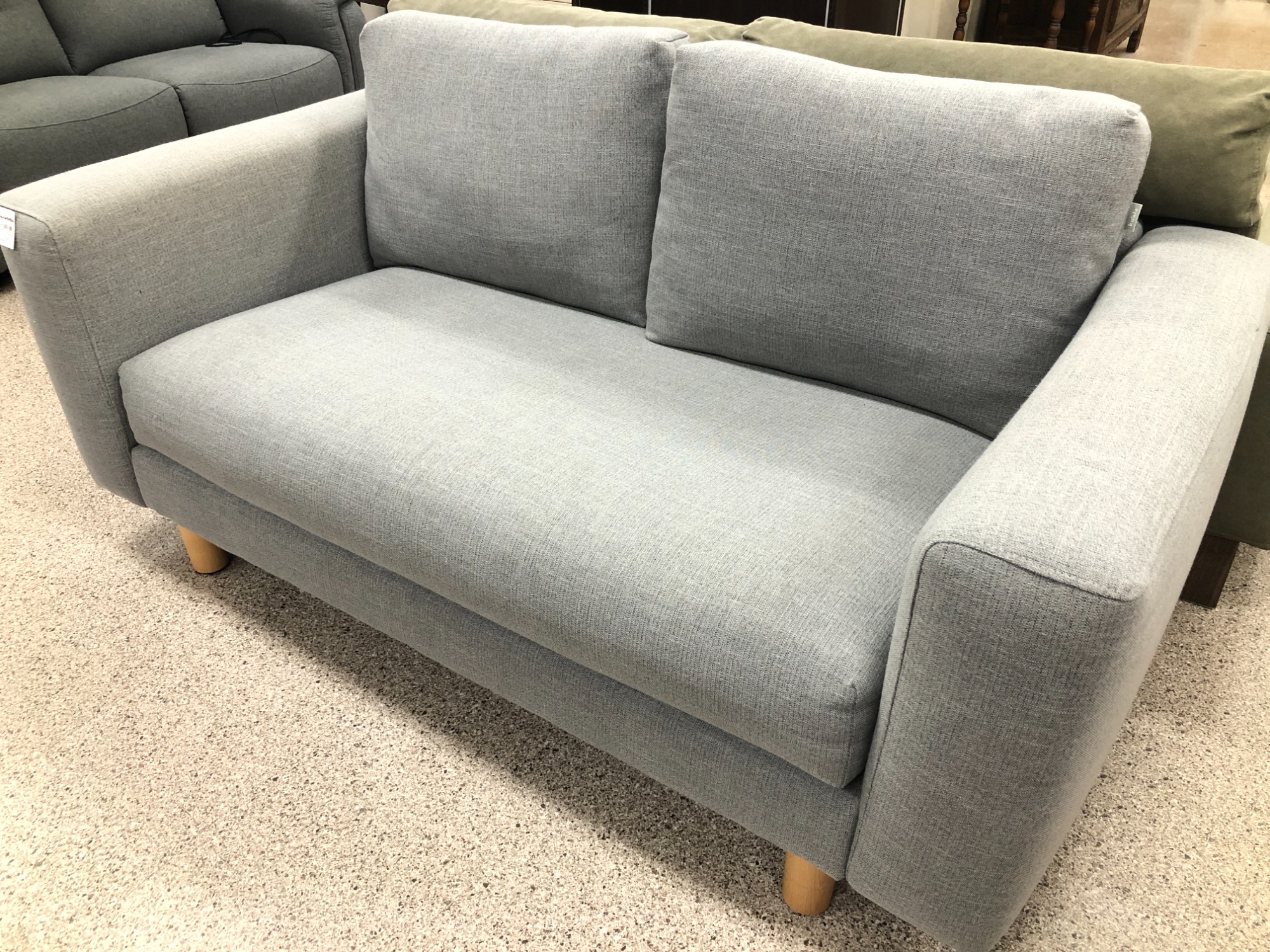 koala(コアラ)の二人掛けソファーを買取入荷しました！中古家具を買う