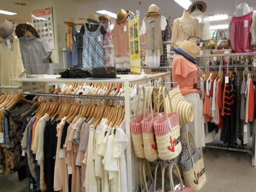 レディースファッションのワンピース