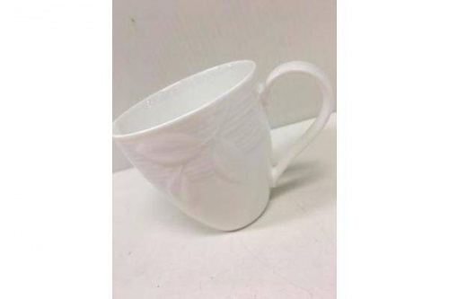 洋食器のマグカップ