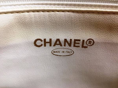 バッグのCHANEL