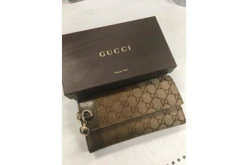 ブランド・ラグジュアリーの財布