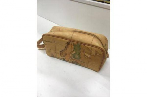 ブランド・ラグジュアリーのセカンドバッグ