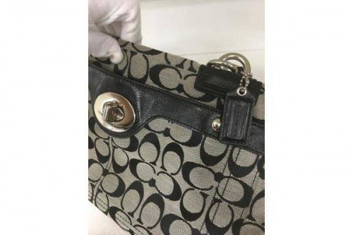 バッグのCOACH