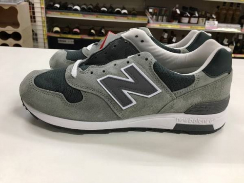 スニーカー　のニューバランス
